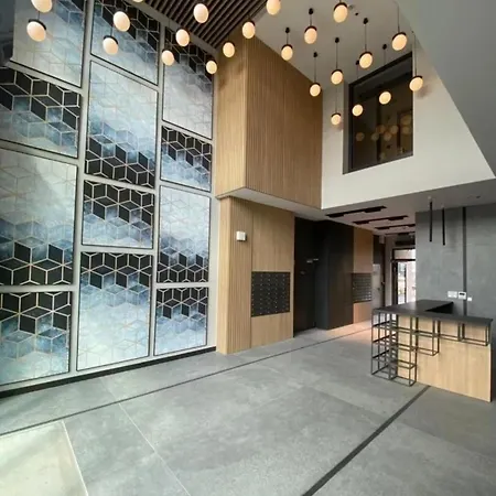 מלון דירות Cozy With Gym Close To The Airport And Centre *