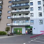 Cozy With Gym Close To The Airport And Centre 4*
