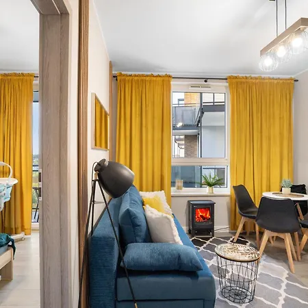 Cozy With Gym Close To The Airport And Centre Апарт-готель Варшава