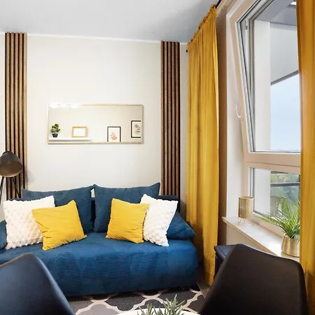 아파트호텔 Cozy With Gym Close To The Airport And Centre 바르샤바