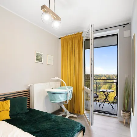 Cozy With Gym Close To The Airport And Centre