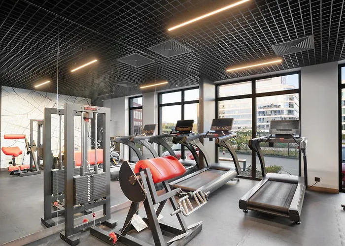 Cozy With Gym Close To The Airport And Centre * 华沙